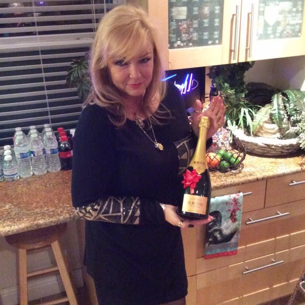 Meet your Posher, Dinah